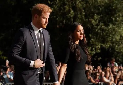 Książę Harry i Meghan Markle mogą stracić 100 milionów dolarów. Dostali ultimatum