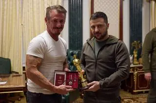 Sean Penn oddał swojego Oscara prezydentowi Ukrainy