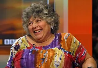 82-letnia aktorka z "Harry'ego Pottera" zapozowała nago. "Nie chciałabym być heteroseksualna za nic w świecie"