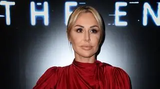 Blanka Lipińska zabrała babcię z krwotokiem do szpitala. "Kazali jej stać na dworze"