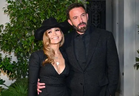 Ben Affleck obsługiwał klientów w kawiarni. Nagle zjawiła się J.Lo. Fani zaskoczeni