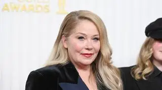 Christina Applegate wycofuje się z show-biznesu. Przekaz ukryła na lasce