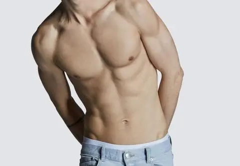 Maciej Skiba z "Top Model" ma doświadczenie w modelingu. Czy to pomoże mu pokonać konkurentów?
