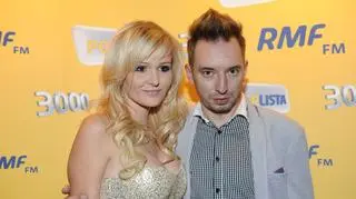 Adam Konkol walczy z rakiem. Żona przekazała nowe wieści o stanie zdrowia muzyka 