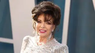 90-letnia Joan Collins spędza święta... w basenie. Gwiazda "Dynastii" zaszalała