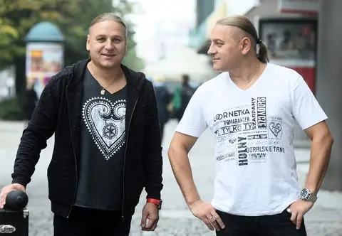 Bracia Golec pokazali zdjęcie z 84-letnią mamą. "Jesteśmy pełni podziwu za jej siłę"