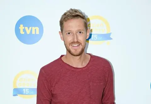 Damian Michałowski na ekstremalnym wyjeździe z innymi sławami. Fani: "Gwiazdorska majówka" 