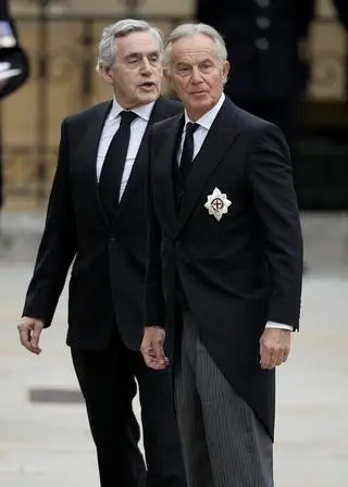 Pogrzeb Elżbiety II: Byli premierzy Wielkiej Brytanii Gordon Brown i Tony Blair 