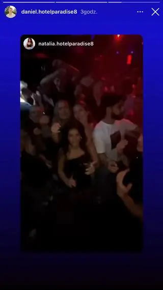 "Hotel Paradise 8". Uczestnicy na wspólnej imprezie