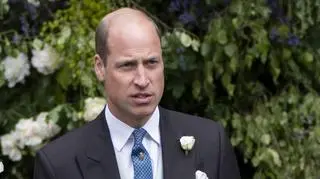 Samotny książę William na ślubie księcia Westminsteru. Księżna Kate nie pojawiła się z powodu choroby?