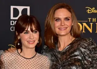 Emily Deschanel i Zooey Deschanel