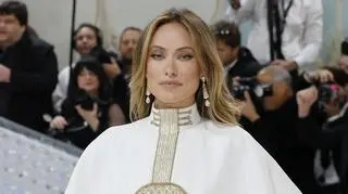 Met Gala 2023. Zdjęcie Olivii Wilde obiegło świat. Na balu pojawiły się dwie gwiazdy w takiej samej kreacji