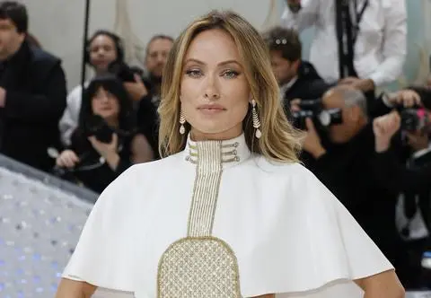 Met Gala 2023. Zdjęcie Olivii Wilde obiegło świat. Na balu pojawiły się dwie gwiazdy w takiej samej kreacji