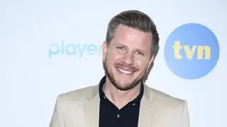 Filip Chajzer pokazał mamę. Wygląda jak Kim Basigner?