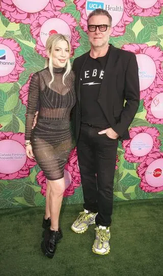 Tori Spelling z mężem