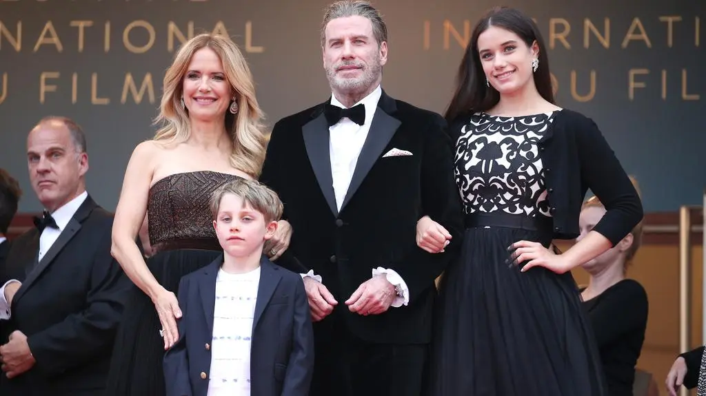 John Travolta z rodziną