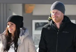 Książę Harry wróci do Wielkiej Brytanii? Meghan Markle ma być "zaniepokojona tą wizją"