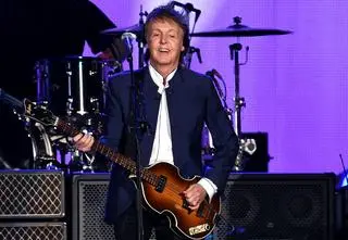 Dwie muzyczne legendy łączą siły. Paul McCartney nagrywa utwór z The Rolling Stones