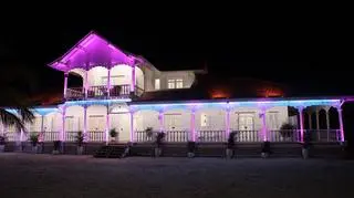 "Hotel Paradise 7". Willa uczestników