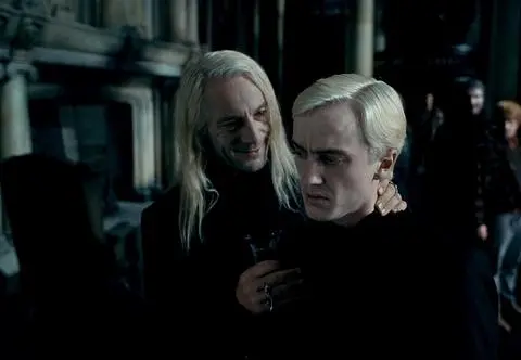 Gwiazdy "Harry'ego Pottera" spotkały się po latach. Filmowy ojciec wpadł na przedstawienie syna