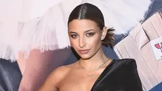 Julia Wieniawa wypoczywa na Malediwach. Są zdjęcia w bikini i karmienie rekinów