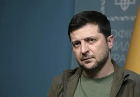 Wołodymyr Zełenski mówi o rodzinie i z trudem powstrzymuje łzy. "Nie widuję ich. Nie mogę"