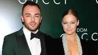 Mąż Karoliny Pisarek odcina się od łatki "zawód syn". Czym zajmuje się Roger Salla?