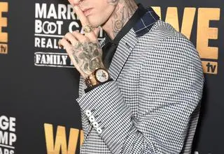 Aaron Carter został zamordowany? Mama muzyka opublikowała zdjęcia z miejsca tragedii