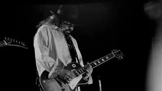 Zmarł Gary Rossington z Lynyrd Skynyrd. 50 lat temu przeżył straszną katastrofę