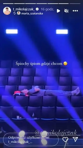 Tadeusz z "Top Model" śpi na planie