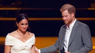 Meghan Markle jak księżna Diana na Invictus Games. Pocałowała księcia Harry'ego