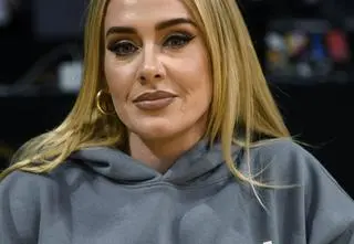 Adele wyznała, że miała problem z nałogiem. "Byłam na granicy alkoholizmu"