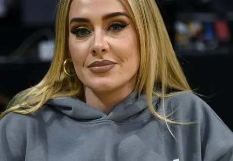 Adele wyznała, że miała problem z nałogiem. "Byłam na granicy alkoholizmu"