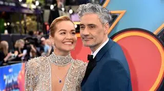 Rita Ora i Taika Waititi wzięli ślub! "Chcieli utrzymać to w tajemnicy"