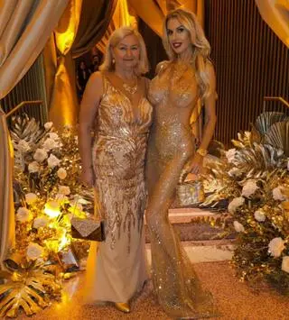 Aneta Glam-Kurp z mamą