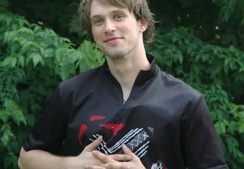 Jakub Strzelecki lata temu porzucił aktorstwo na rzecz posługi Bogu. Pamiętacie jego role?