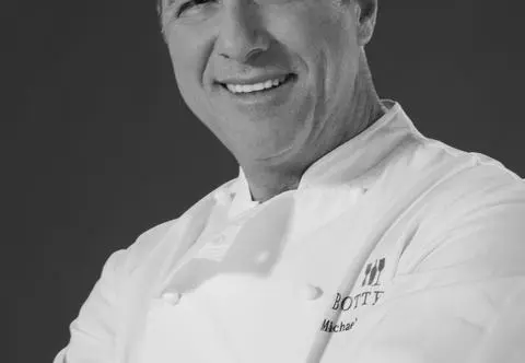 Michael Chiarello nie żyje. Słynny szef kuchni zmarł nagle. To mogło spotkać każdego