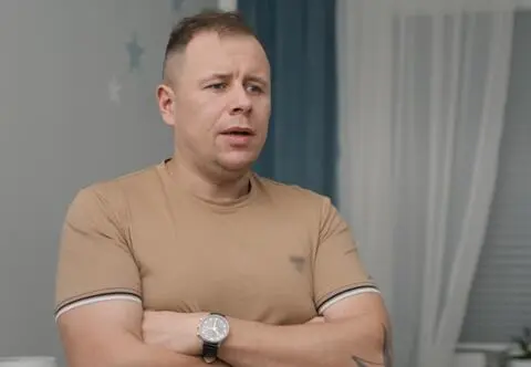 Kamil Dudek z "Życia na kredycie" w zaskakującym wydaniu.  Takiego go jeszcze nie widzieliście