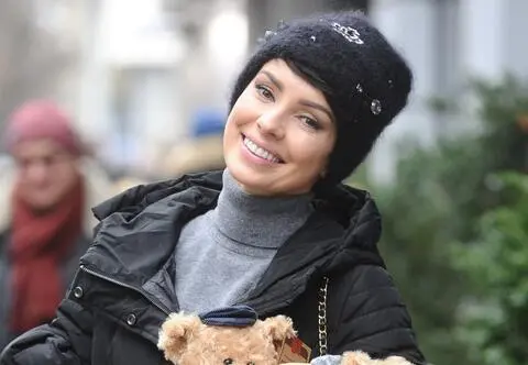 Dorota Gardias pokazała zdjęcie z partnerem. "Naszą pasją są wędrówki po górach i przytulanie"