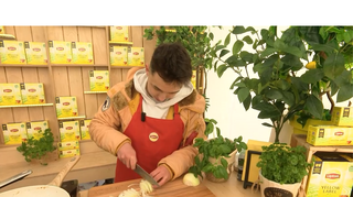 Najmłodszy MasterChef zdradza przepis na energetyczne śniadanie. "Fritata i herbata"