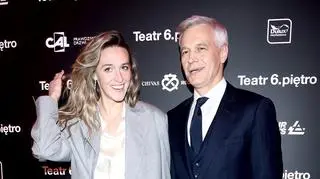 Gwiazdy na premierze spektaklu. Dawno niewidziana Julia Pietrucha zaskoczyła stylizacją