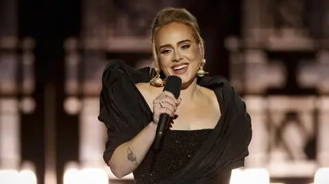 Adele pokazała zmarszczki z okazji urodzin. "Nie mogę się doczekać sześćdziesiątki"