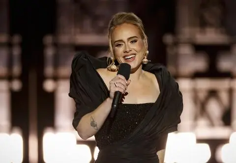 Adele pokazała zmarszczki z okazji urodzin. "Nie mogę się doczekać sześćdziesiątki"