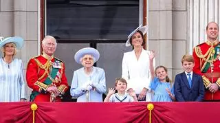 Zdjęcia księżnej Kate topless wywołały skandal na królewskim dworze. Sprawa ciągnęła się latami