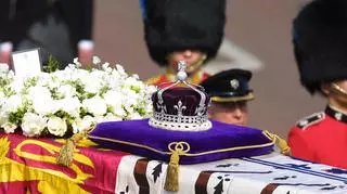Co znajdzie się w trumnie królowej Elżbiety II?