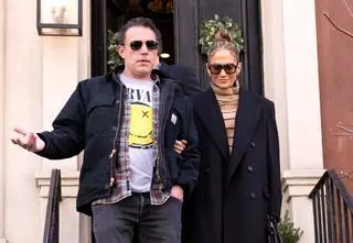 Ben Affleck ciężko przechodzi kryzys małżeński z Jennifer Lopez? Media donoszą o jego powrocie do nałogu