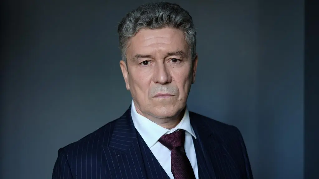 "Tajemnica zawodowa": Andrzej Zieliński jako Wiktor Bielski 