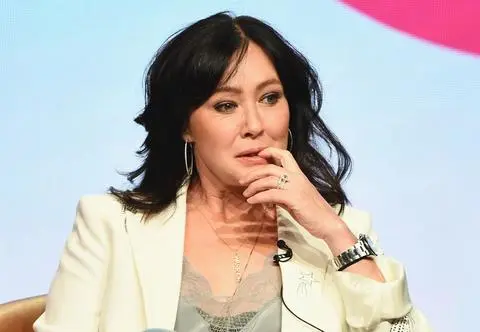 Shannen Doherty odkryła zdradę męża tuż przed operacją mózgu. "Poczułam się niesamowicie niekochana"
