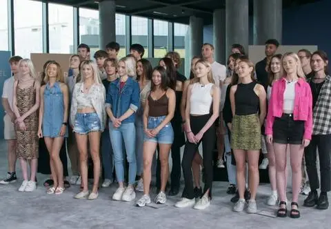 "Top Model" - uczestnicy. Kto zamieszkał w domu modelek i modeli?