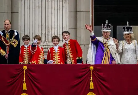 Po koronacji Karola III na balkonie zabrakło jednej osoby. Co stało się podczas ceremonii?
